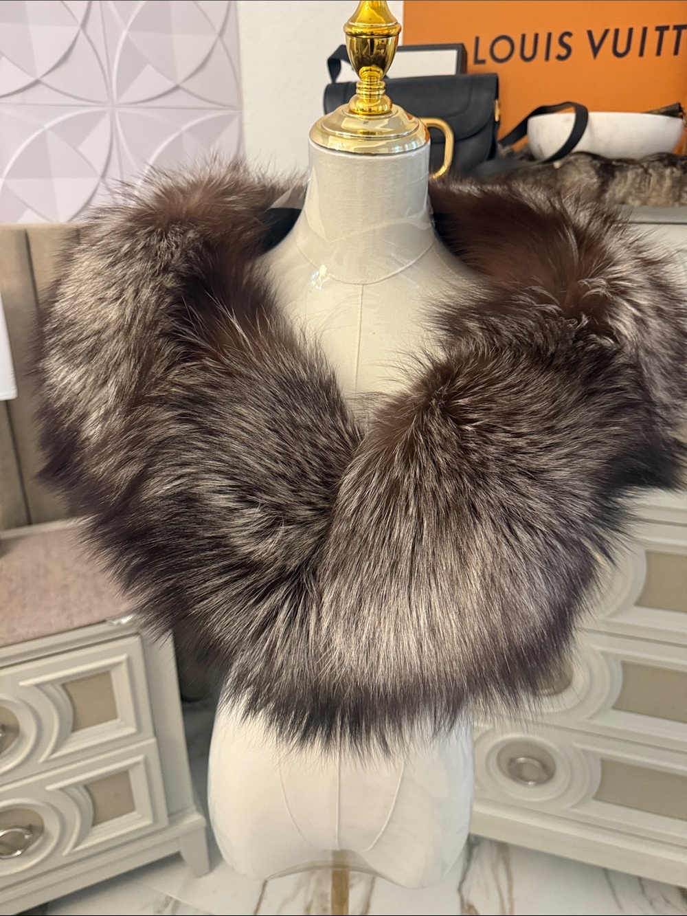 Saga furs silver Fox fur wrap thick pelts